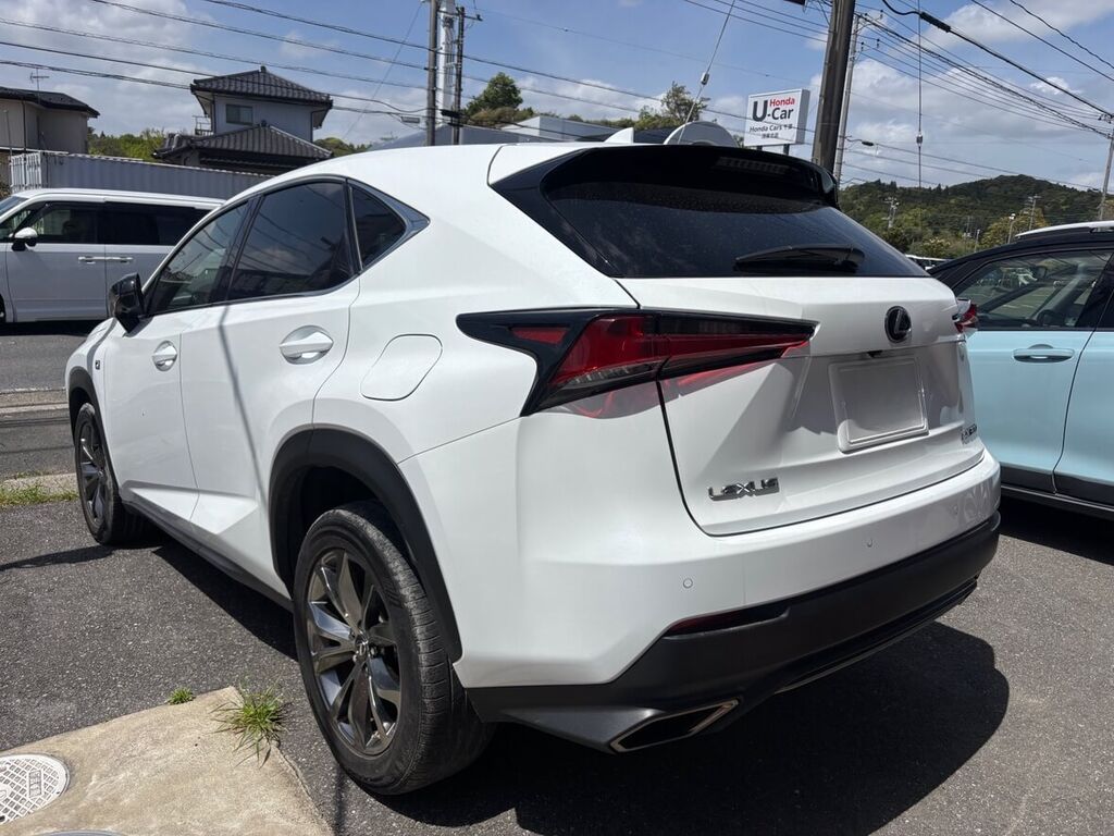 レクサス NX300 F SPORT 納車写真 リア①