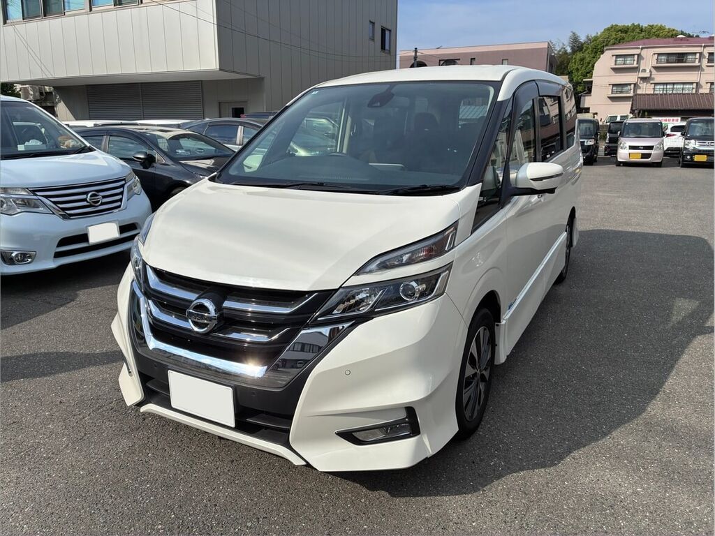 日産 セレナ ハイウェイスター 納車写真