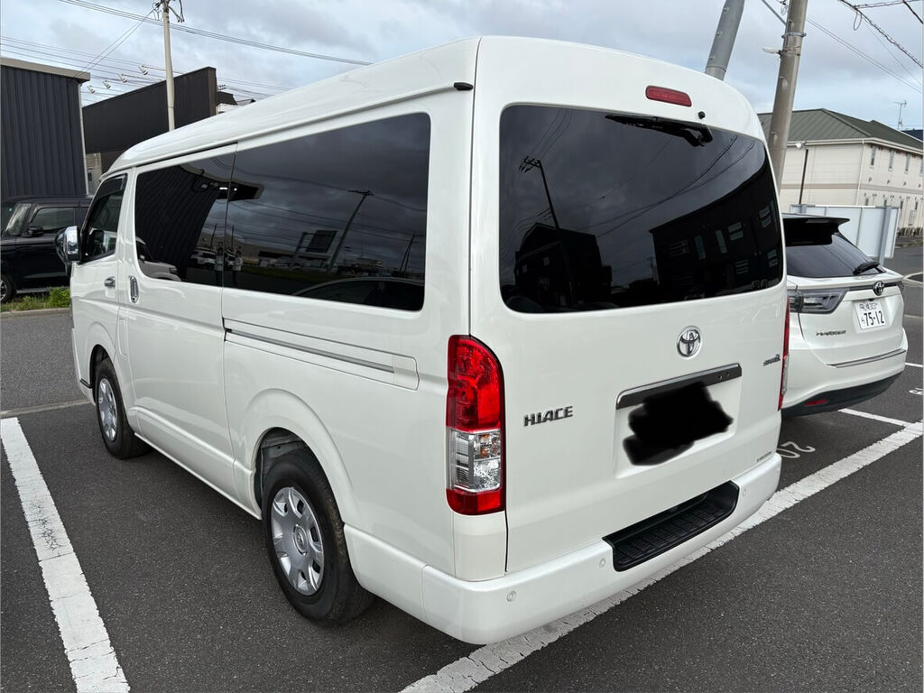 トヨタ ハイエース 納車写真 リア②