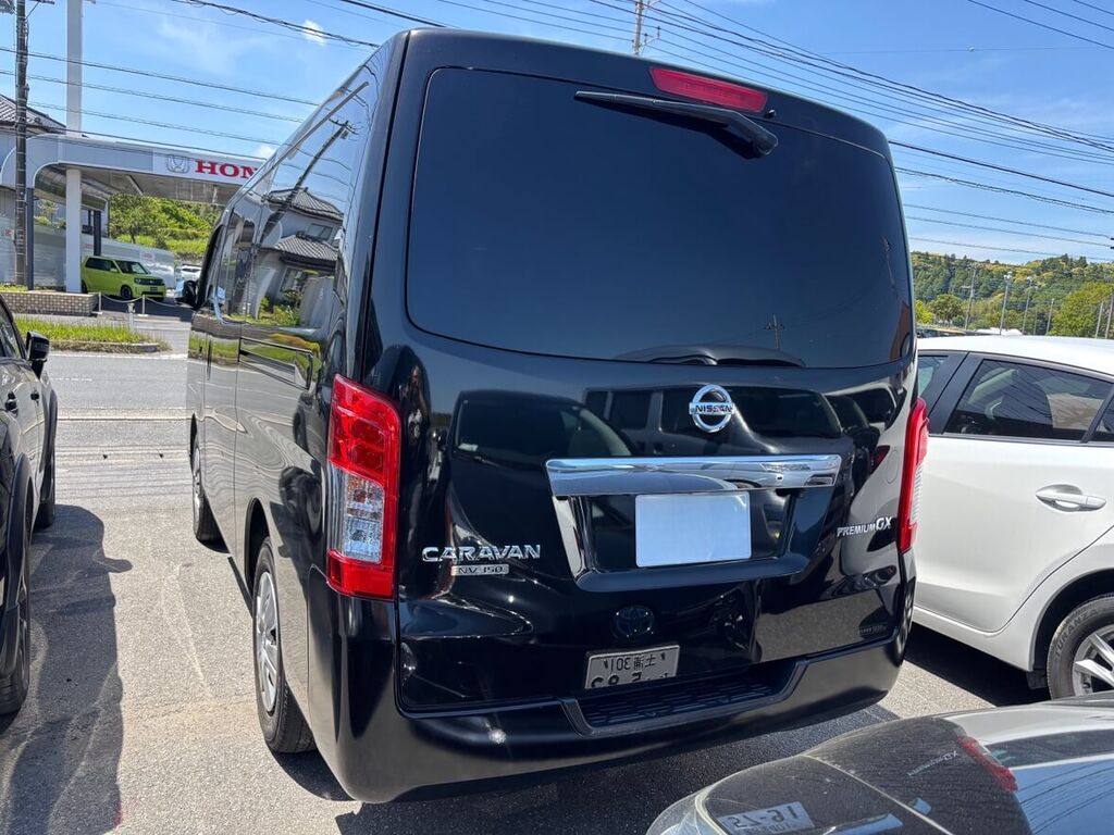 日産 NV350 キャラバン リア