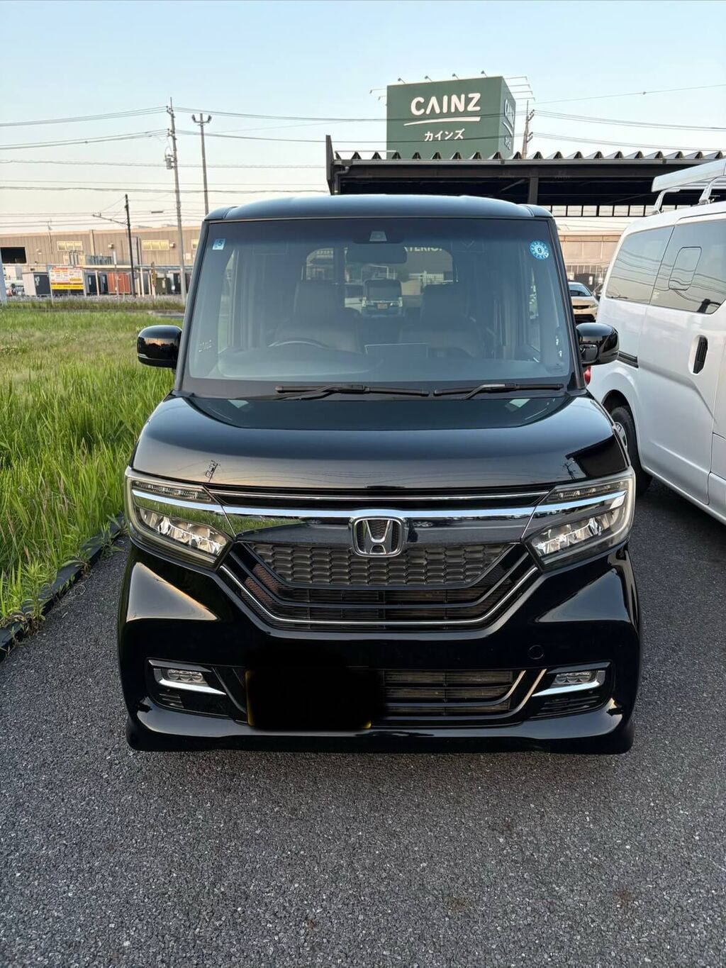 ホンダ N-BOX カスタム フロント